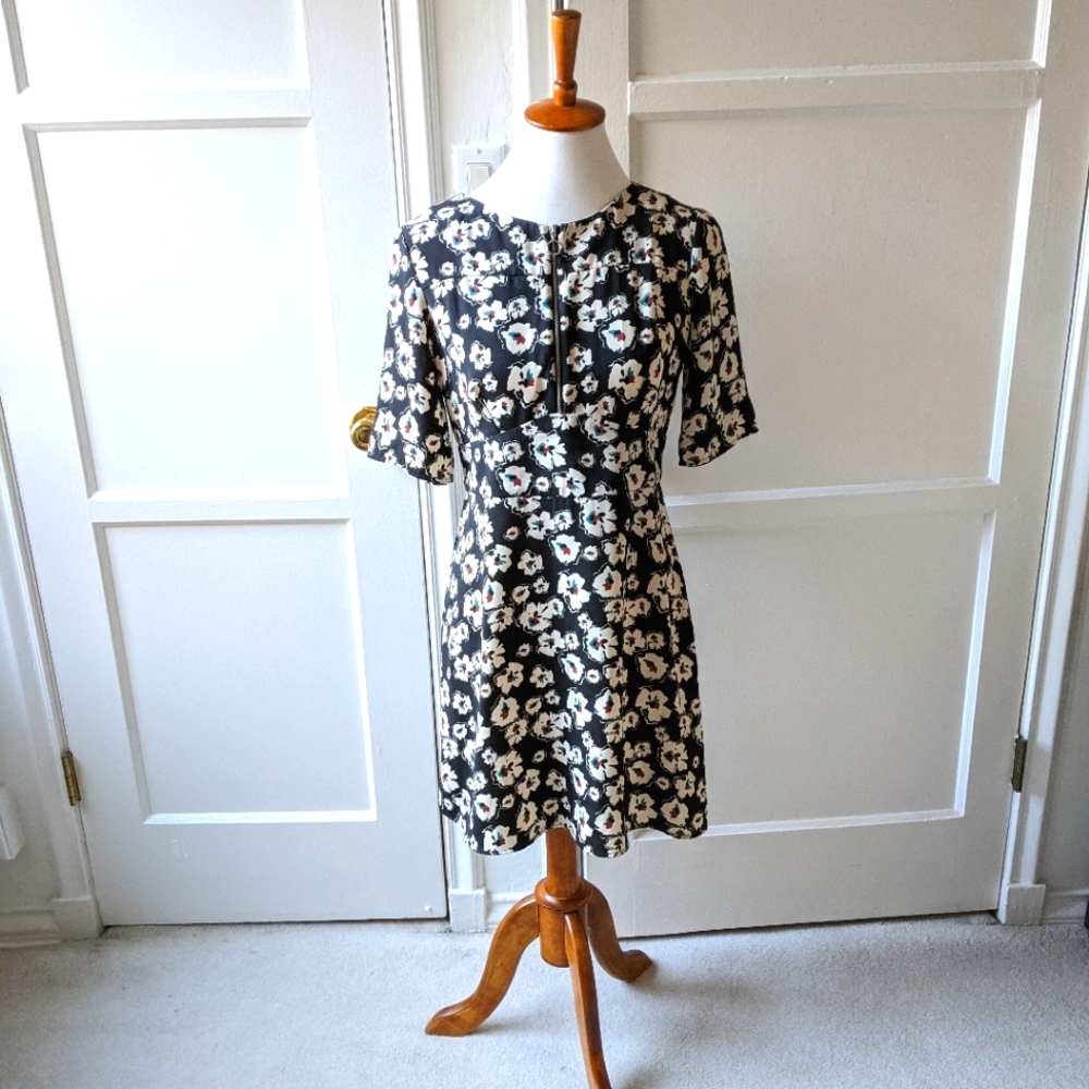 Topshop floral short sleeve dress size 8 - Picture 1 of 8
